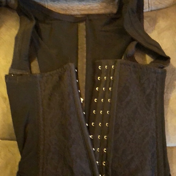 Body Magic Shaper - Picture 6 of 8